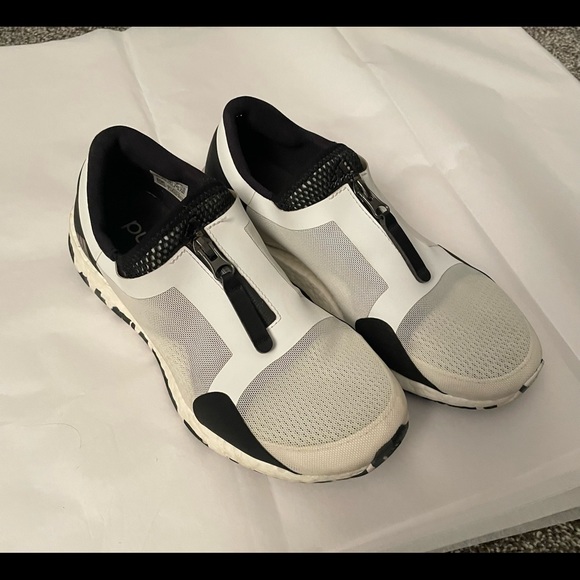 Adidas Pure Boost X sneakers, size 7 - Picture 7 of 11